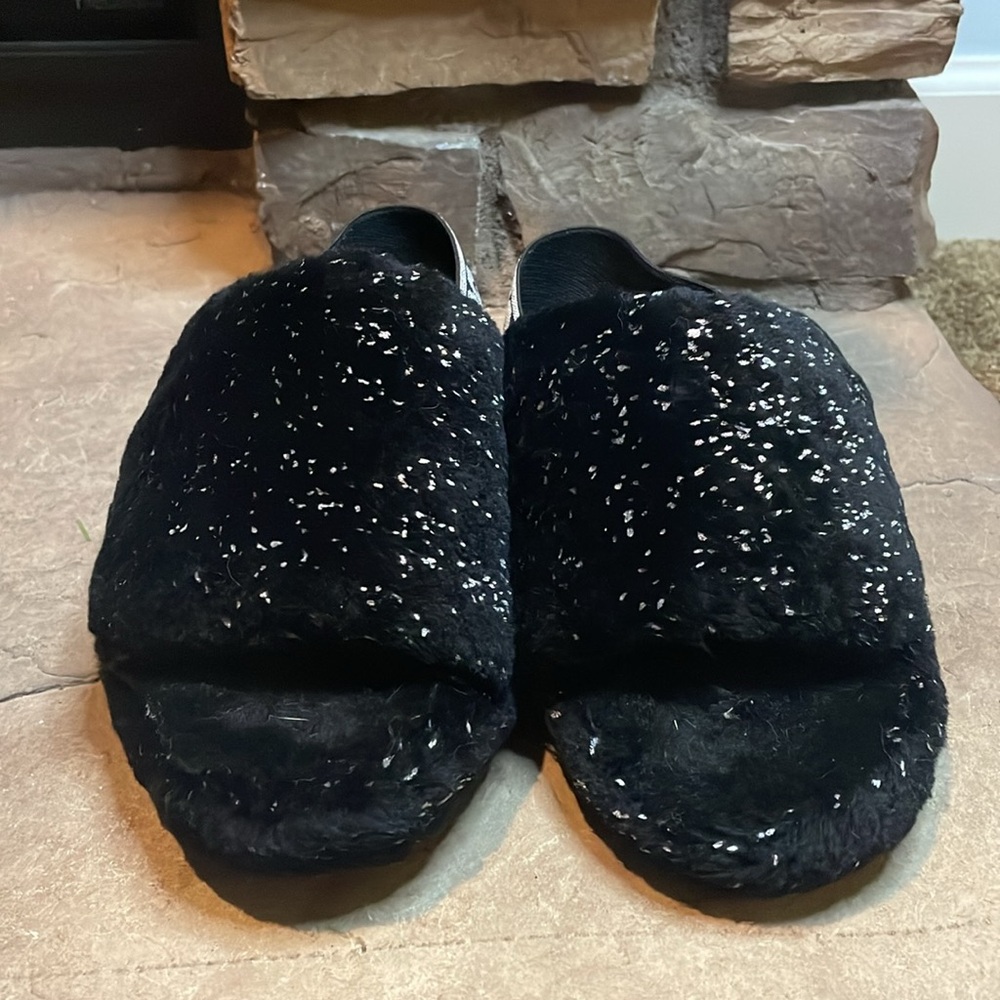 Ugg Fluff Yeahs - image 2